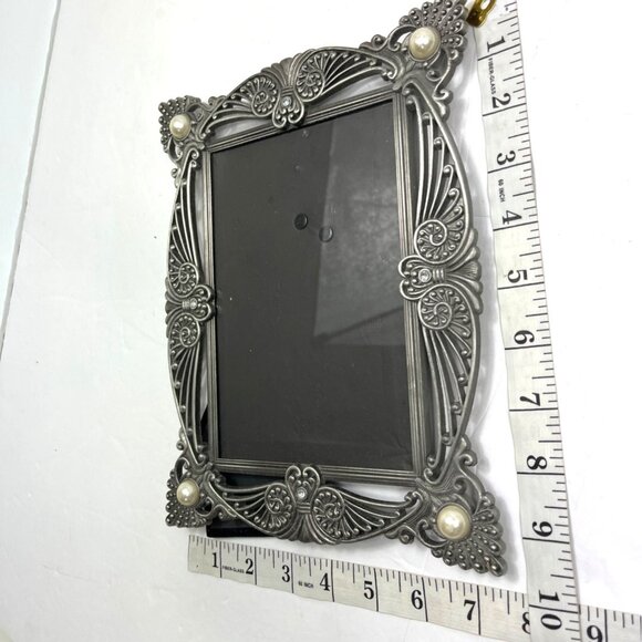 Ornate Silver Metal Frame With Pearl Accents For 4x6 Photos C48 - Picture 4 of 4